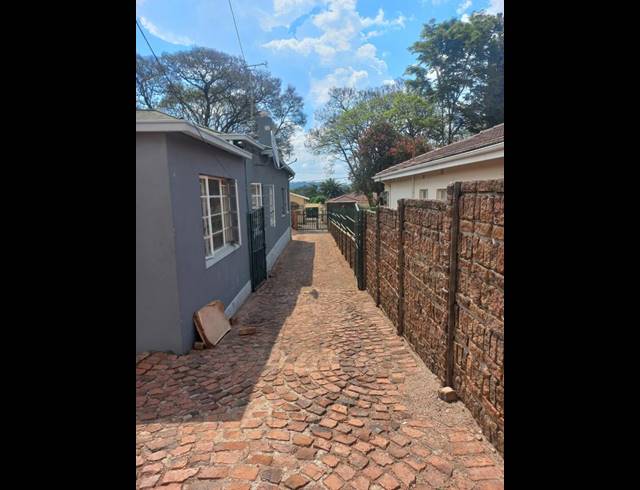 2 BEDROOM PROPERTY TO RENT IN KENSINGTON